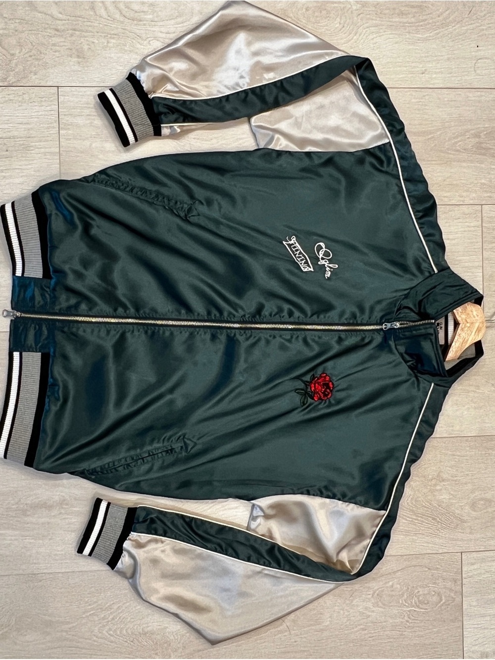 GLIM CLAP Japan Tiger Sukajan Satin Souvenir Bomber Jacket Green Embroidered